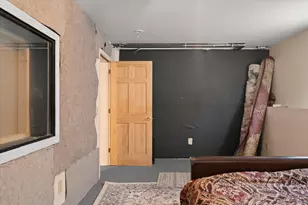 12 Pearl St, Auburn, MA 01501 - Photo 27