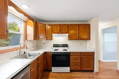 27A Timrod Dr, Worcester, MA 01603 - Photo 3