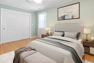 33 Auburn St, Waltham, MA 02453 - Photo 17