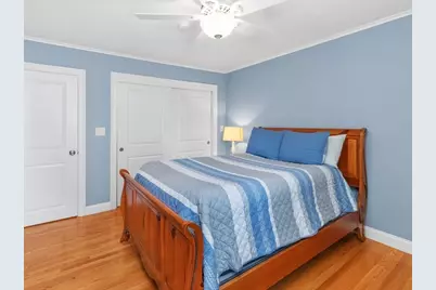 33 Auburn St #2, Waltham, MA 02453 - Photo 15