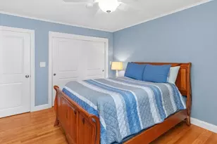 33 Auburn St, Waltham, MA 02453 - Photo 15
