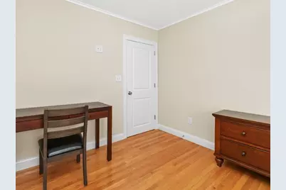 33 Auburn St #2, Waltham, MA 02453 - Photo 19