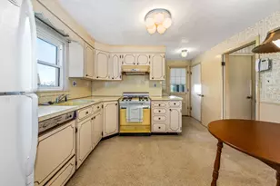 40 Winstead Ave, Dedham, MA 02026 - Photo 11