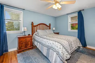 10 Village St, Medway, MA 02053 - Photo 19