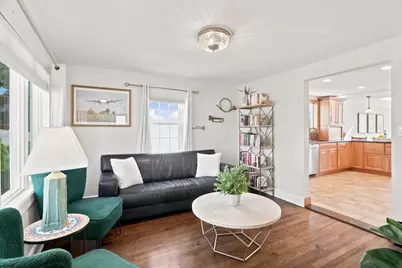 23 Jasper St, Saugus, MA 01906 - Photo 9