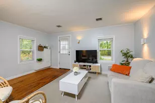 396 Willow St, Stoughton, MA 02072 - Photo 5