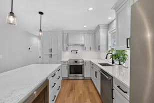 275 Pine St, Bridgewater, MA 02324 - Photo 9