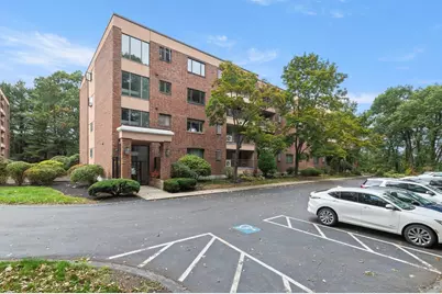 9 Ledgewood Way #32, Peabody, MA 01960 - Photo 3