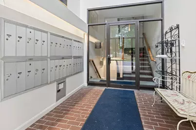 9 Ledgewood Way #32, Peabody, MA 01960 - Photo 5