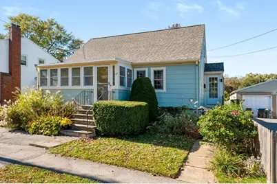25 Hillcrest Ave, Beverly, MA 01915 - Photo 3