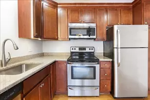 1105 Lexington St, Waltham, MA 02452 - Photo 7