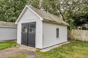 15 Larchmont Rd, Salem, MA 01970 - Photo 35
