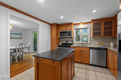 107 Glenellen, Boston, MA 02132 - Photo 7