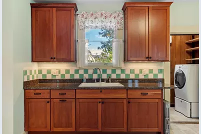 330 Washington Street, Melrose, MA 02176 - Photo 13