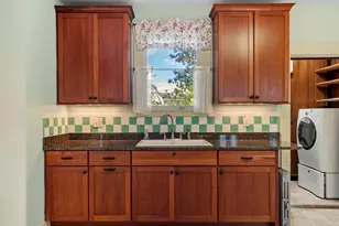 330 Washington St, Melrose, MA 02176 - Photo 13
