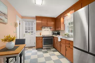 30 Hackensack Rd, Brookline, MA 02467 - Photo 9