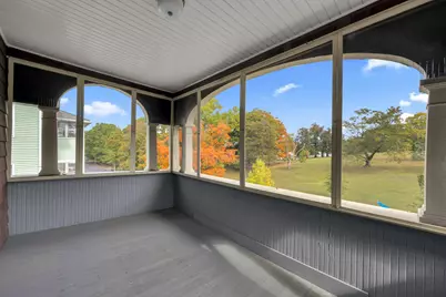 28 Crystal St, Worcester, MA 01603 - Photo 41