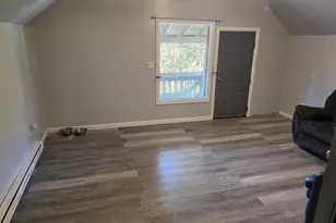 124 Pleasant St, Leicester, MA 01524 - Photo 15