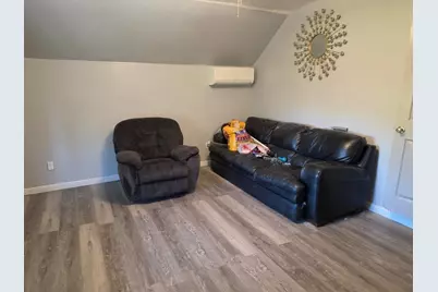 124 Pleasant St, Leicester, MA 01524 - Photo 19
