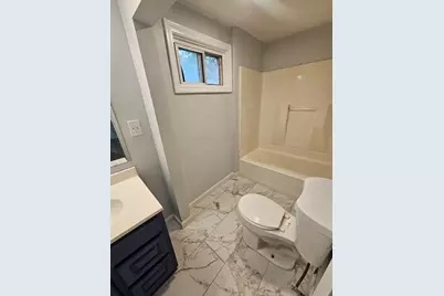 115 Central St #2, Leominster, MA 01453 - Photo 11