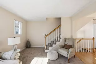 252 Albion St, Wakefield, MA 01880 - Photo 5