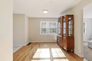 252 Albion St, Wakefield, MA 01880 - Photo 9
