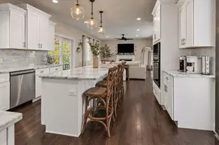 185 Hannah Dr, Northbridge, MA 01588 - Photo 15