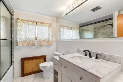 42 Marboro St, Worcester, MA 01604 - Photo 5