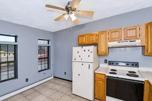 33 Grove St, Clinton, MA 01510 - Photo 11