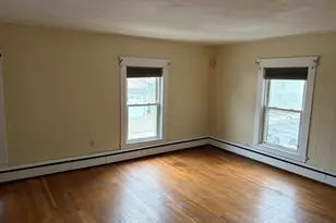32 Oak St, Waltham, MA 02453 - Photo 9