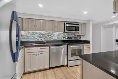 28 Worcester Sq. #1, Boston, MA 02118 - Photo 9