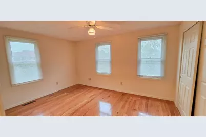 37 Crafts St #37, Newton, MA 02458 - Photo 9