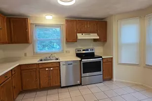 37 Crafts St, Newton, MA 02458 - Photo 3