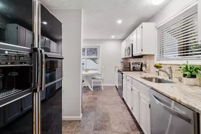 129 Stone Ridge Rd #129, Franklin, MA 02038 - Photo 9