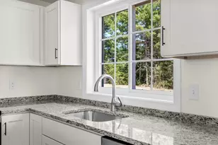 28 Bumblebee Dr, Plymouth, MA 02360 - Photo 15