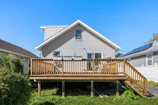 148 Wilson Ave, Quincy, MA 02170 - Photo 5