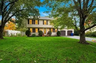 15 Tammie Rd, Hopedale, MA 01747 - Photo 1
