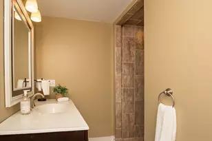46 Bennett Rd, Rochester, MA 02770 - Photo 15