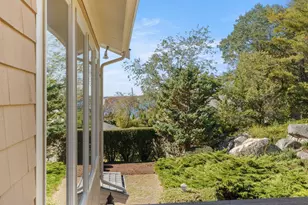10 Stewart Ave, Gloucester, MA 01930 - Photo 37