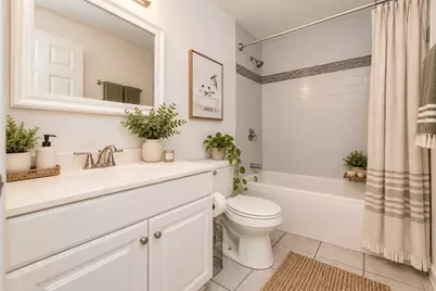 22 Plymouth St, Fitchburg, MA 01420 - Photo 19