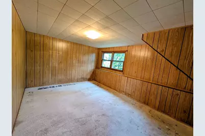 139 Charlton St, Oxford, MA 01540 - Photo 23
