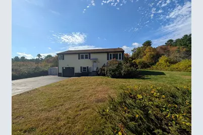 139 Charlton St, Oxford, MA 01540 - Photo 1
