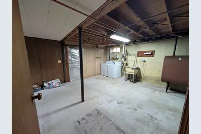 139 Charlton St, Oxford, MA 01540 - Photo 31