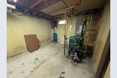 139 Charlton St, Oxford, MA 01540 - Photo 29