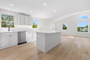 16 Reynard St, Gloucester, MA 01930 - Photo 1