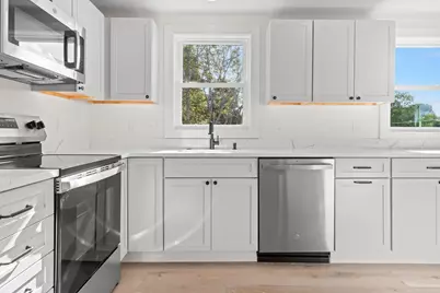 16 Reynard Street #2, Gloucester, MA 01930 - Photo 5