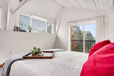 267 Locust St #2A, Northampton, MA 01062 - Photo 21