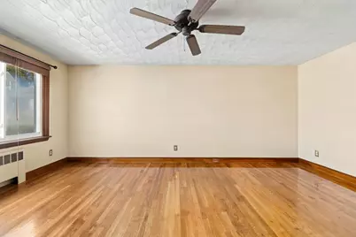 31 Furness Street, Revere, MA 02151 - Photo 5