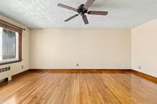 31 Furness St, Revere, MA 02151 - Photo 5
