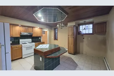 22 Beacon Hill Ave #1, Lynn, MA 01902 - Photo 9